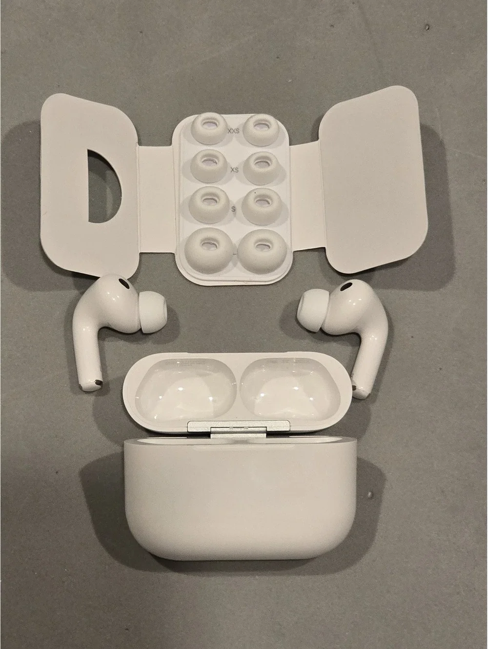 New Sealed Apple AirPods Pro 3 with Wireless Charging Case Sealed Box